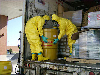 emergency_spill_response_leaking_drum_large